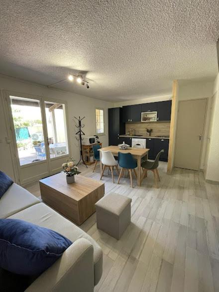 Charmante Maison A Сasa de vacaciones Le Barcarès